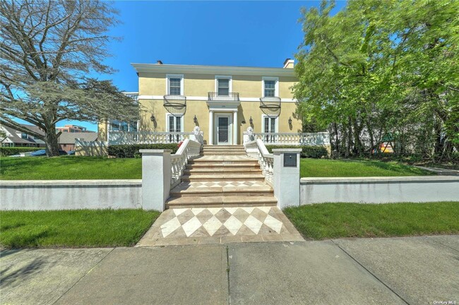 property at 159 Magnolia Blvd