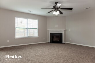 1920 Windy Willow Ln in Dallas, NC - Building Photo - Building Photo