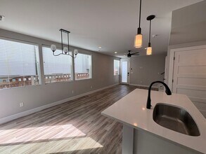 1366 Knox Ct in Denver, CO - Building Photo - Building Photo