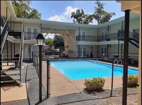 901 Raguet St, Unit 4