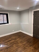 1717 W Huron St, Unit 1 in Chicago, IL - Foto de edificio - Building Photo