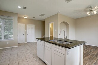 281 Brandy Ridge Ln in Dickinson, TX - Building Photo - Building Photo