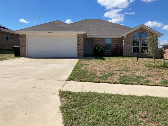 property at 2706 Tara Dr