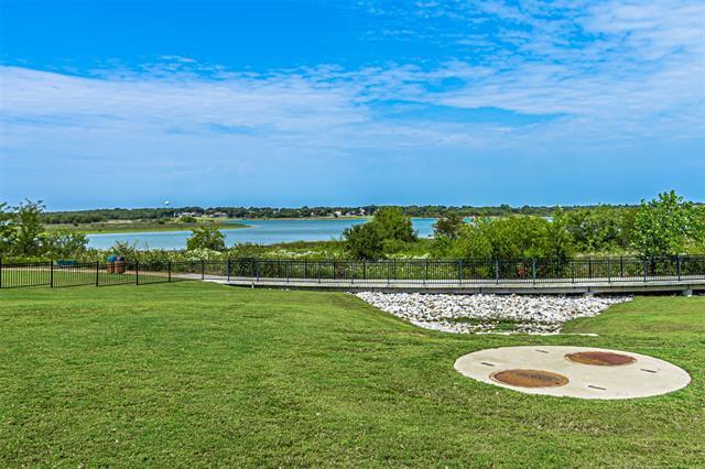 8444 Wembley in The Colony, TX - Building Photo