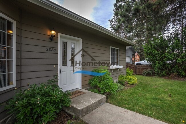 2820 N Honeysuckle Dr in Coeur d'Alene, ID - Building Photo - Building Photo