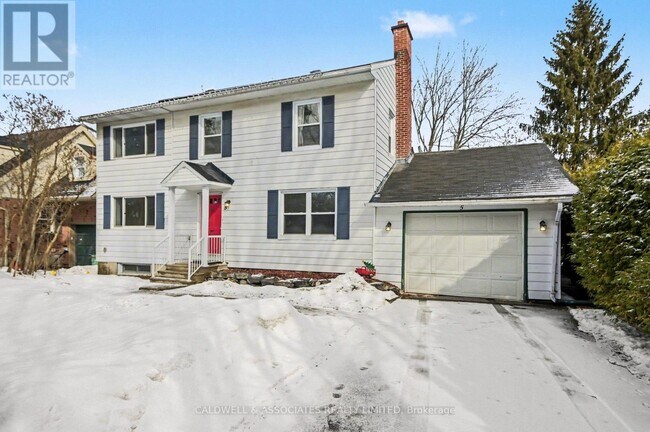 5 Arundel Ave in Ottawa, ON - Building Photo - Building Photo