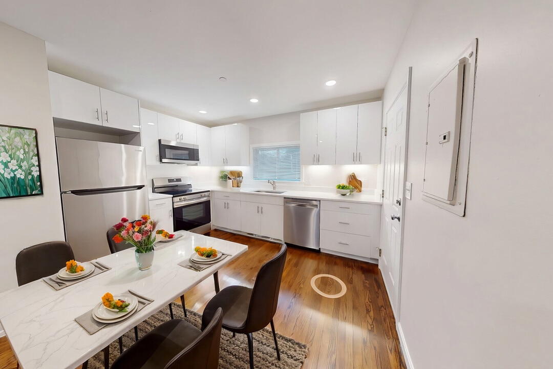 48 Kent St in Brookline, MA - Building Photo