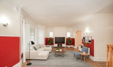 10906 Grantwood Ave in Cleveland, OH - Building Photo - Building Photo