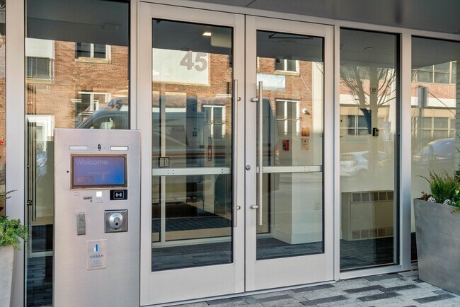 45 W 3rd St in Boston, MA - Building Photo - Building Photo