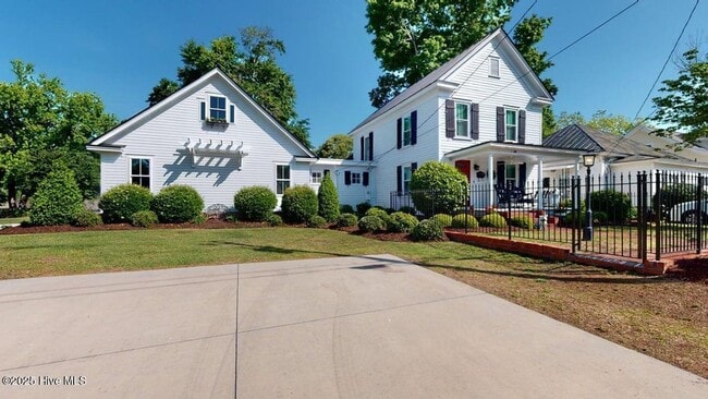 305 Anne St in Jacksonville, NC - Building Photo - Building Photo