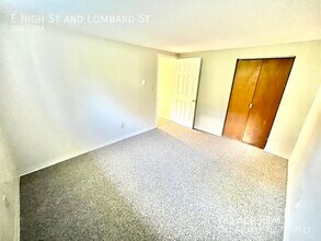 671 Country Club Rd-Unit -F in Red Lion, PA - Building Photo - Building Photo