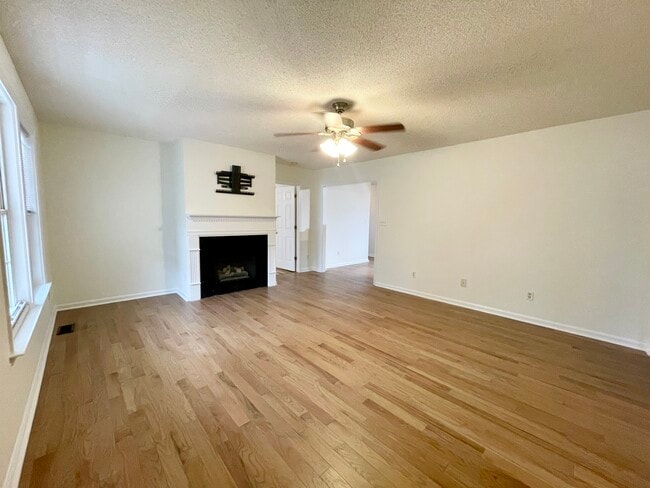 5501 Heraldy Ct in Knightdale, NC - Building Photo - Building Photo