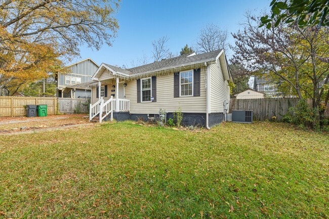 162 N Smallwood Pl in Charlotte, NC - Foto de edificio - Building Photo