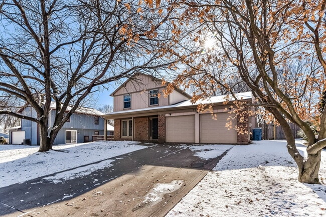 7551 Rogers Dr in Indianapolis, IN - Building Photo - Building Photo