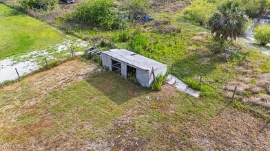 4045 24th Ave NE in Naples, FL - Building Photo - Building Photo