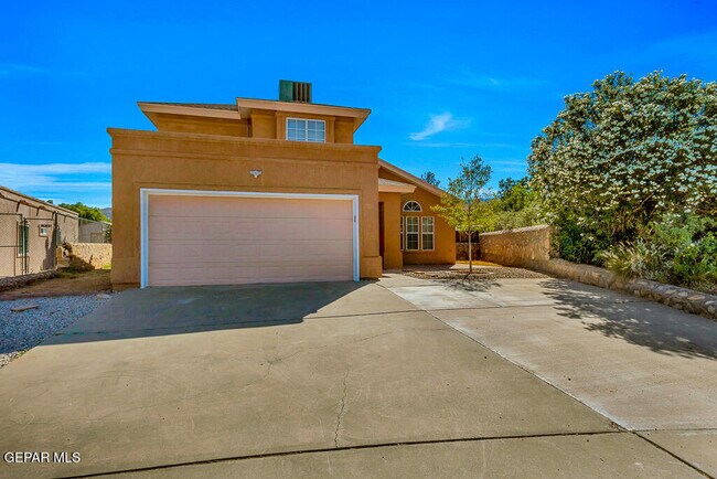 10917 Loma Alta Pl in El Paso, TX - Building Photo - Building Photo