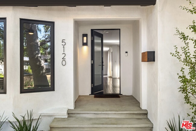 5120 Stern Ave in Los Angeles, CA - Building Photo - Building Photo