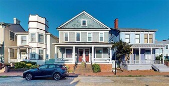 409 Dinwiddie St, Unit B in Portsmouth, VA - Building Photo