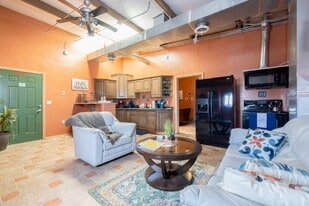 5901 W Main St in Farmington, NM - Building Photo