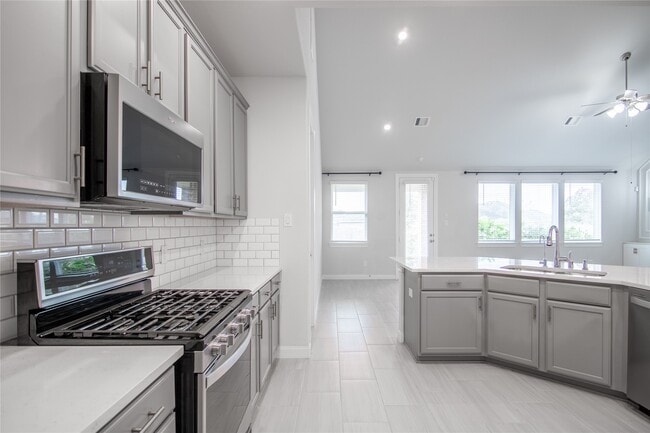 property at 3114 Trishelle Ct