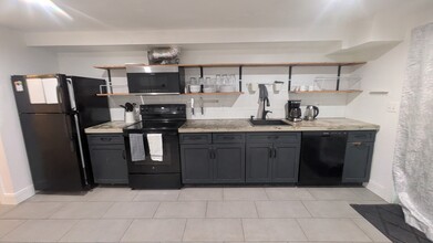1220 Kennedy St NW, Unit B in Washington, DC - Building Photo - Building Photo