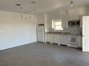 309 Rosalinda Dr in Del Rio, TX - Building Photo - Building Photo