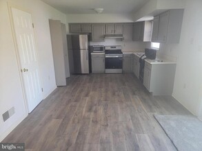 4 Adams St in Reading, PA - Building Photo - Building Photo
