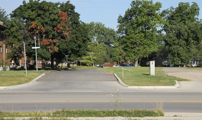 1157 Farm Hurst Ct in Columbus, OH - Building Photo - Building Photo