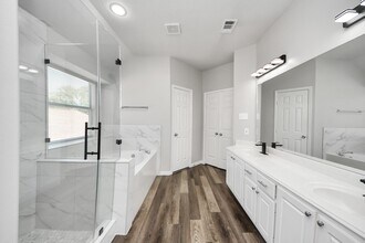 14706 Cross Jct St in Houston, TX - Building Photo - Building Photo