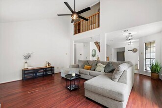7752 High Village Dr in Houston, TX - Building Photo - Building Photo