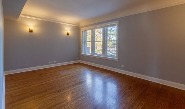 property at 5726 N Mozart St