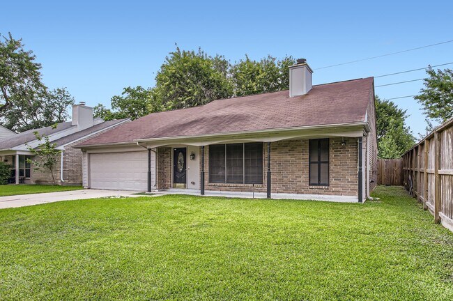 11910 Yearling Dr in Houston, TX - Building Photo - Building Photo