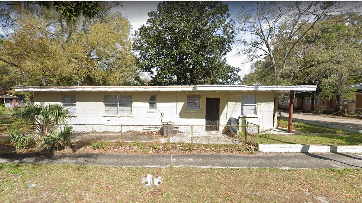 2802 Flanders St in Jacksonville, FL - Building Photo