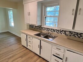 802 McBee St in Malvern, AR - Building Photo