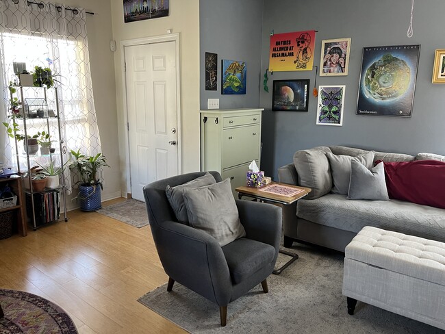 property at 1825 7th St