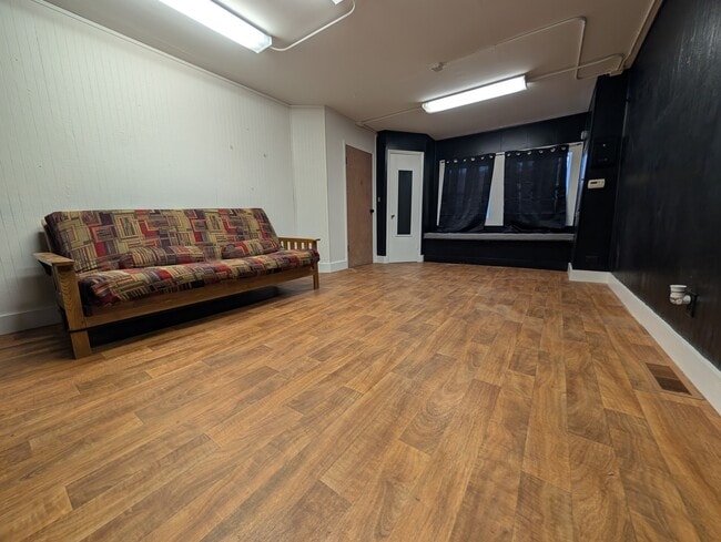 316 Chicago Rd, Unit 1