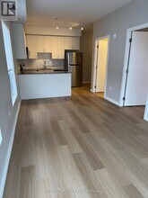 430 Essa Rd in Barrie, ON - Building Photo - Building Photo