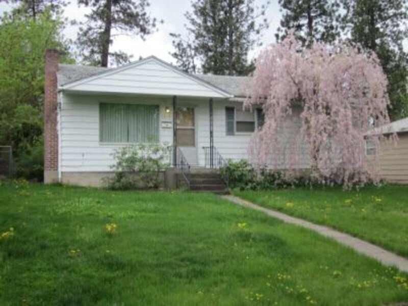 1218 E 33rd Ave in Spokane, WA - Building Photo