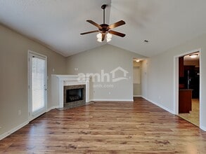 1900 Roy Dr in Southaven, MS - Building Photo - Building Photo