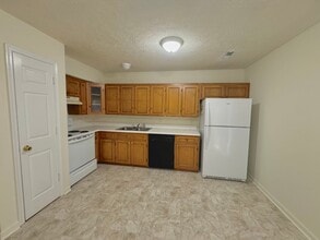 906 Grand Arbre Dr in Bedford, VA - Building Photo - Building Photo