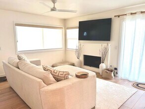 215 Countryhaven Rd in Encinitas, CA - Building Photo - Building Photo