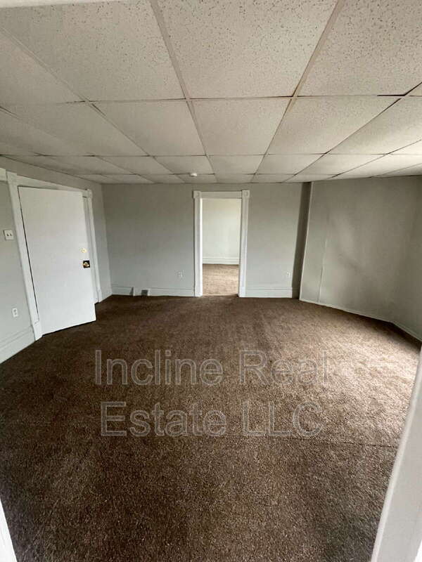 118 Maple Ave in Dravosburg, PA - Building Photo - Building Photo