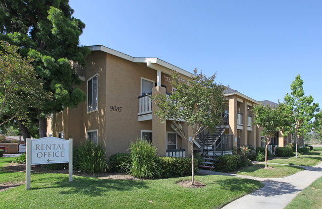 Lake View Park Apartments in Santee, CA - Building Photo - Building Photo