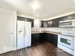 44 Frobisher Ct in Cambridge, ON - Building Photo - Building Photo