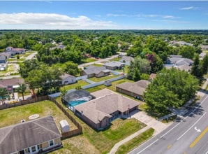 913 Fort Smith Blvd in Deltona, FL - Building Photo - Building Photo