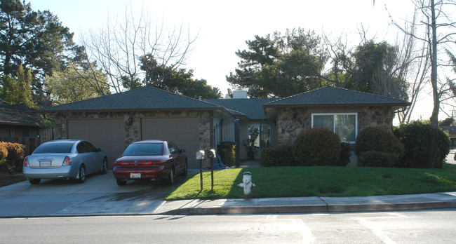 396 S Bernardo Ave in Sunnyvale, CA - Building Photo - Building Photo