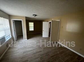 940 Pebblebrook Dr in Montgomery, AL - Building Photo - Building Photo