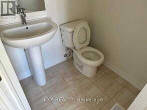 73 Air Dancer Cres in Oshawa, ON - Building Photo - Building Photo