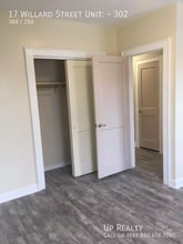 17-21-21 Willard St, Unit 17-101 in Hartford, CT - Foto de edificio - Building Photo