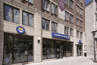 Clarendon Lanes in Ottawa, ON - Building Photo - Building Photo